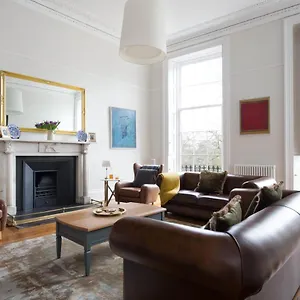 Apartment Magnificent Georgian 3-bedroom In New Town, Edinburgh