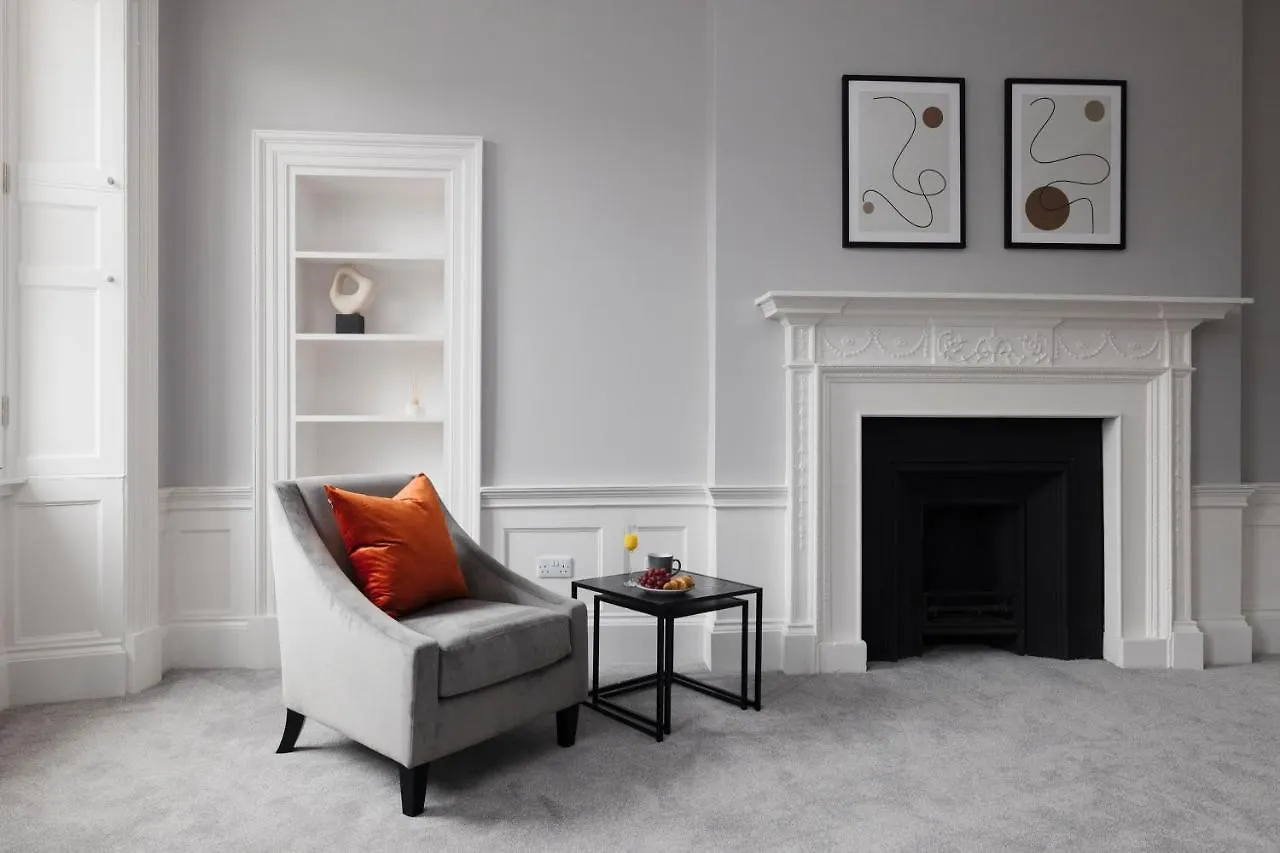 Joivy Luxurious Apt On Notable George Street Edinburgh 0*,  United Kingdom