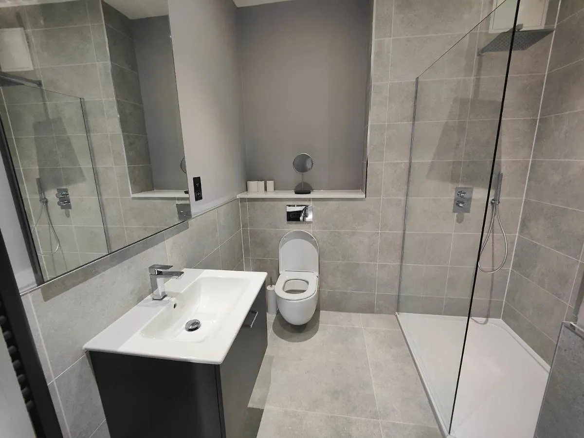 Apartment Joivy Luxurious Apt On Notable George Street Edinburgh