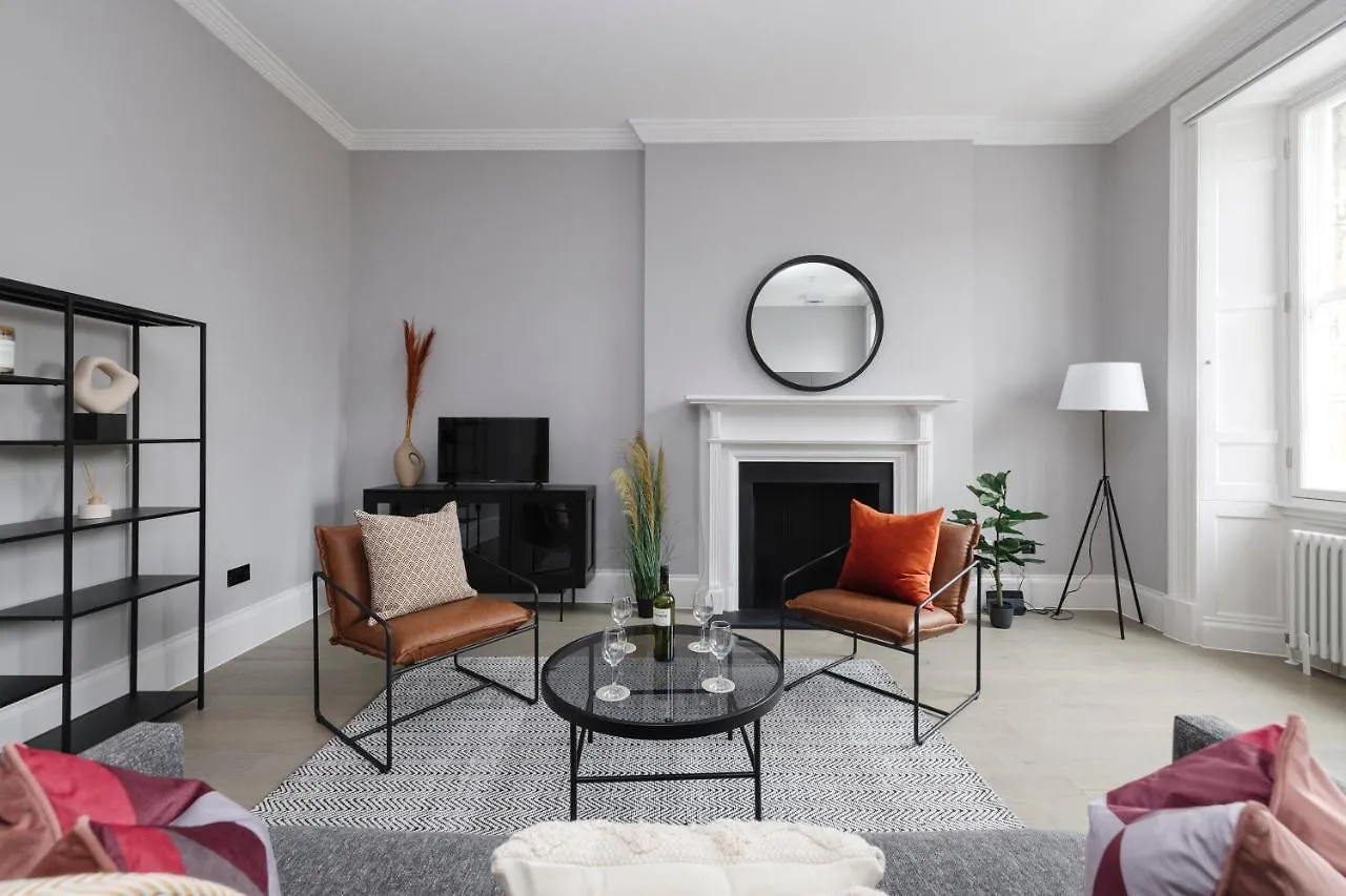 Joivy Luxurious Apt On Notable George Street Edimburgo 0*,